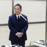 レス2番のリンク先のサムネイル画像